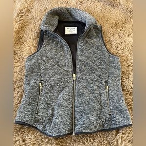 Abercrombie & Fitch quilted vest. Size Small .